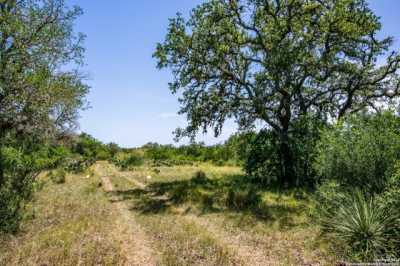 Residential Land For Sale in Hondo, Texas