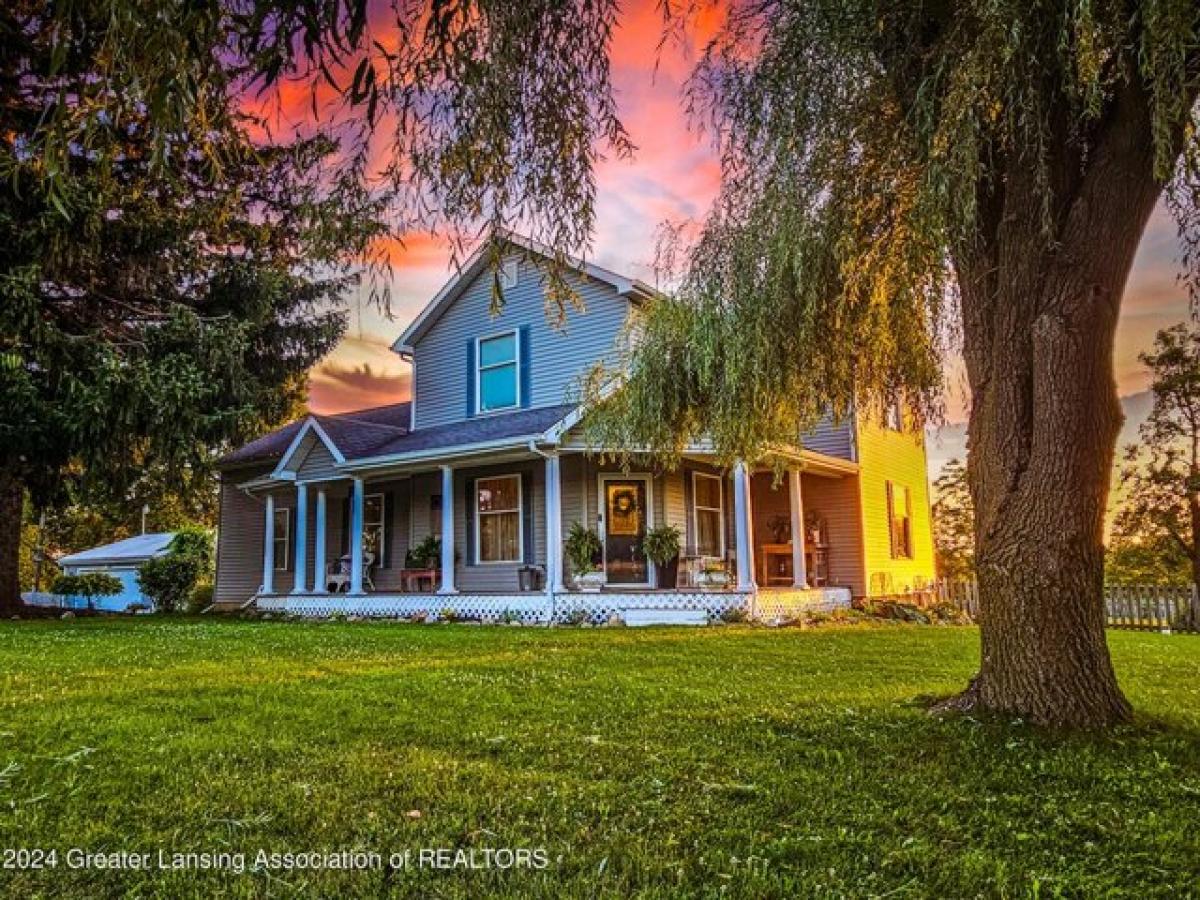 Picture of Home For Sale in Eagle, Michigan, United States