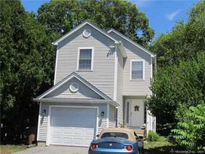 Home For Rent in East Lyme, Connecticut