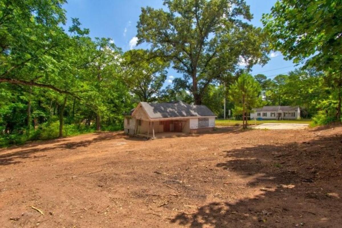 Picture of Residential Land For Sale in Stone Mountain, Georgia, United States