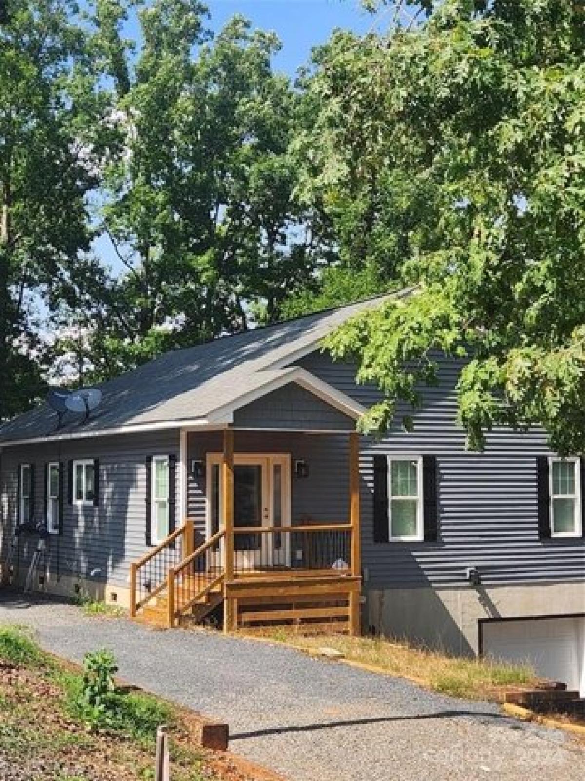 Picture of Home For Sale in Mount Gilead, North Carolina, United States