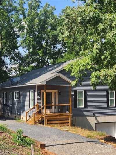 Home For Sale in Mount Gilead, North Carolina