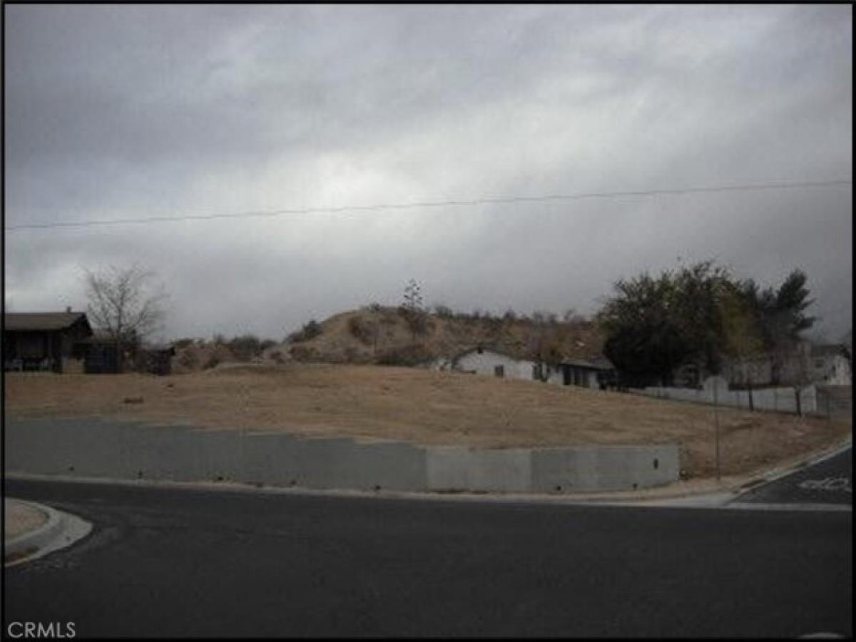 Picture of Residential Land For Sale in Victorville, California, United States