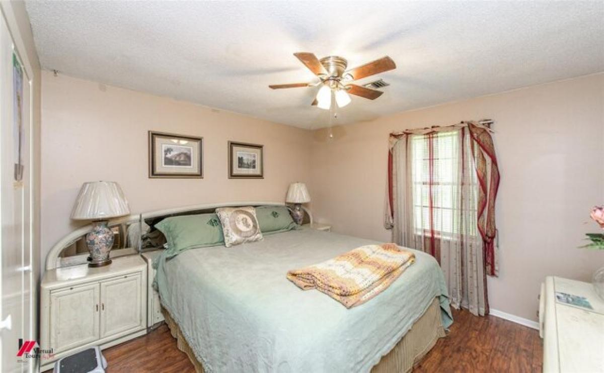 Picture of Home For Sale in Greenwood, Louisiana, United States