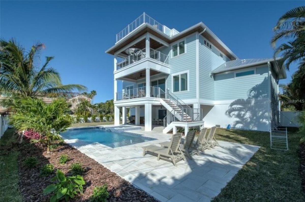 Picture of Home For Sale in Bradenton Beach, Florida, United States