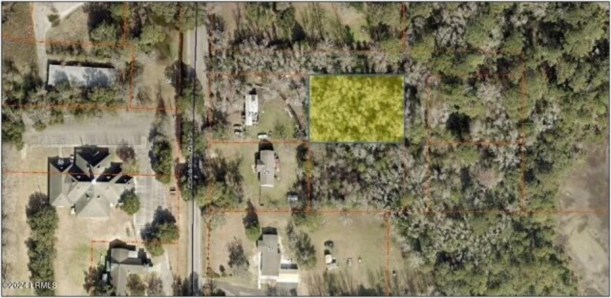 Picture of Residential Land For Sale in Saint Helena Island, South Carolina, United States