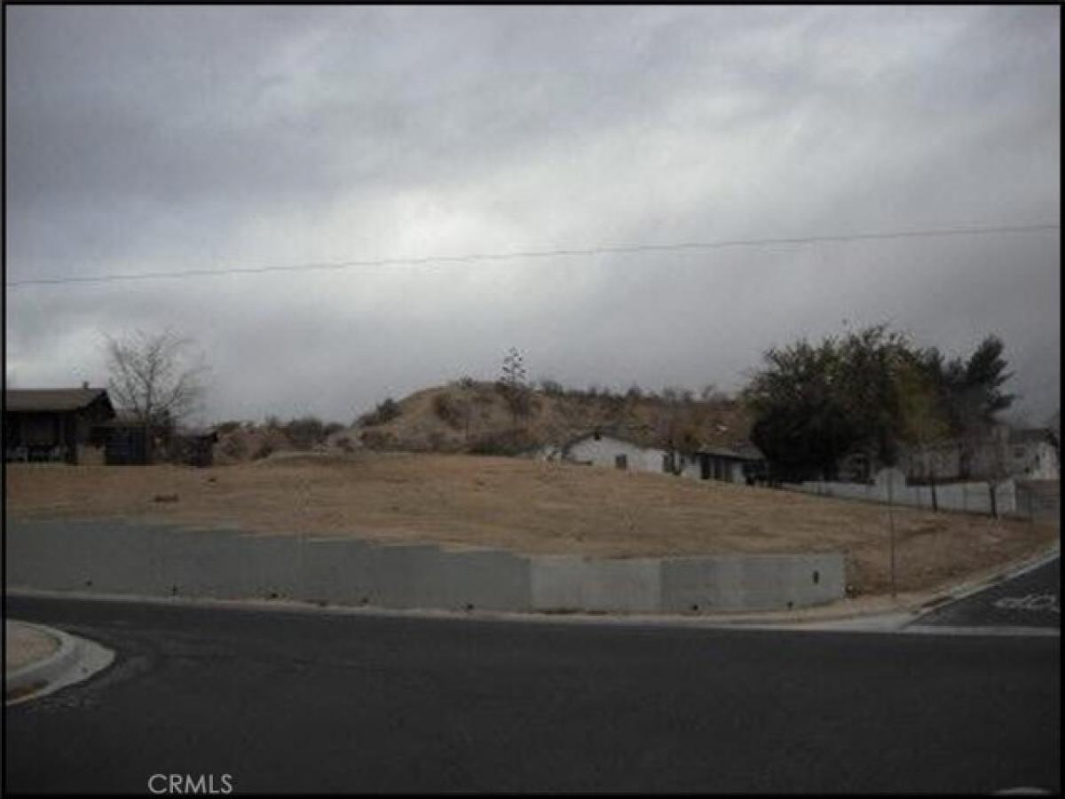 Picture of Residential Land For Sale in Victorville, California, United States