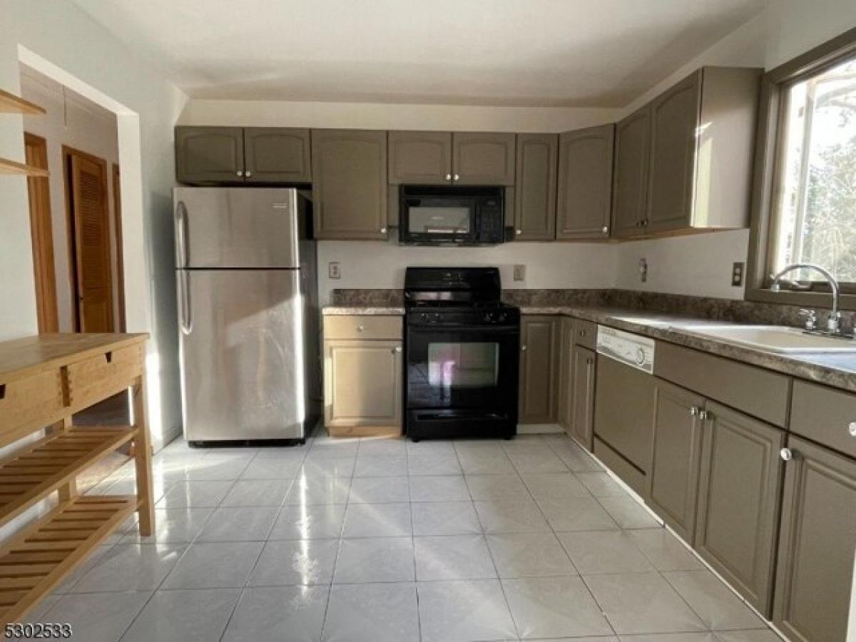 Picture of Home For Rent in Rutherford, New Jersey, United States