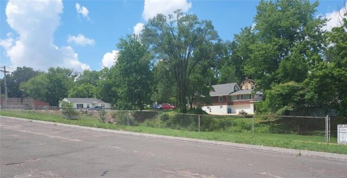 Picture of Residential Land For Sale in Saint Louis, Missouri, United States