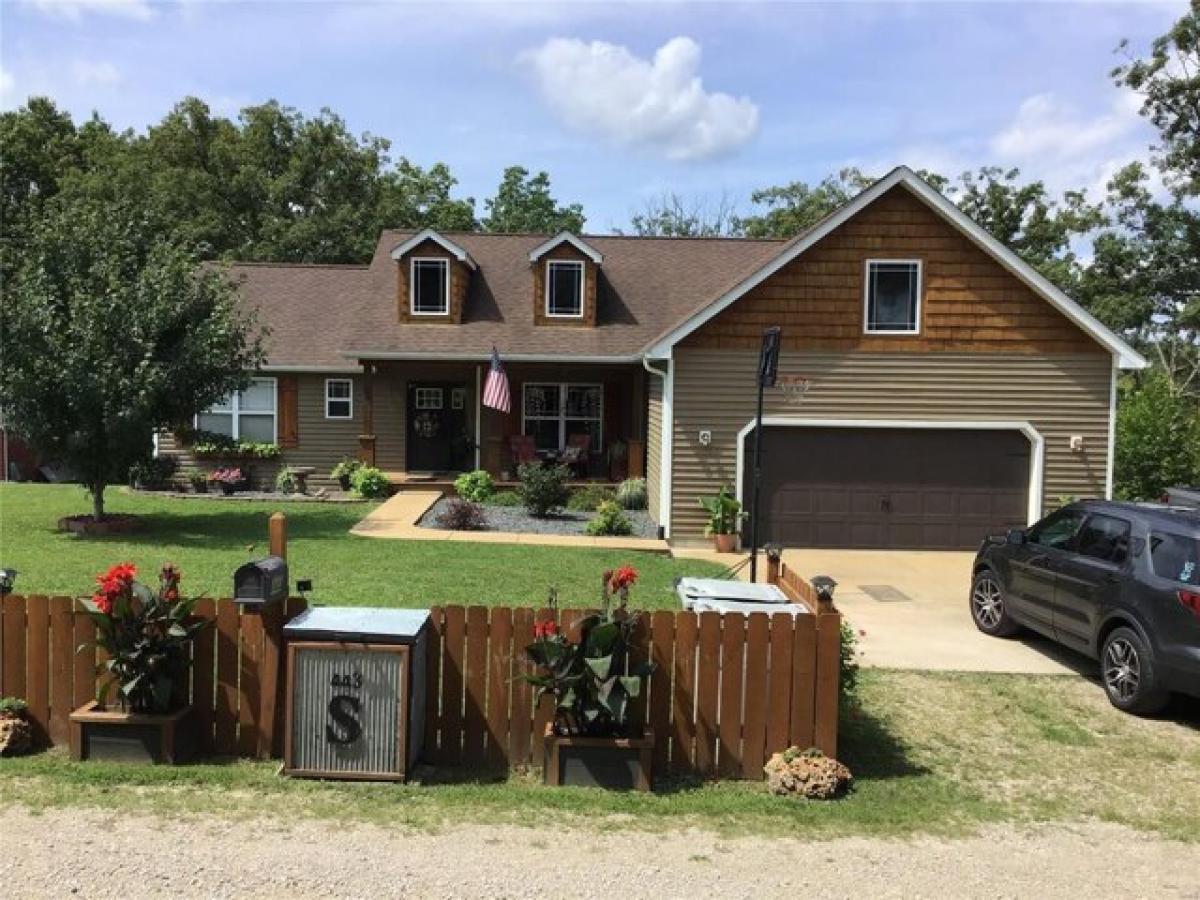 Picture of Home For Sale in Bonne Terre, Missouri, United States