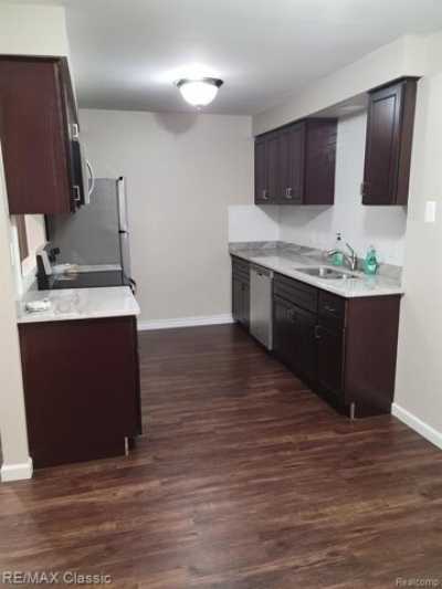 Apartment For Rent in Birmingham, Michigan