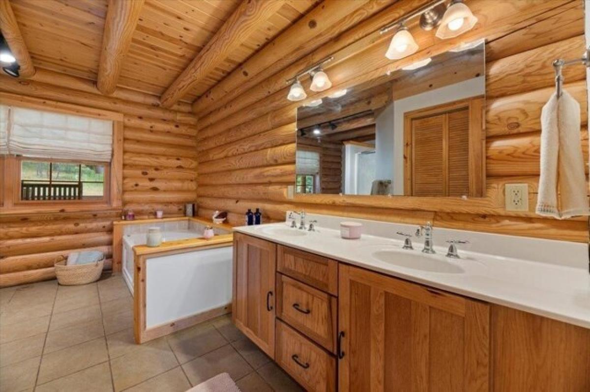 Picture of Home For Sale in Nemo, South Dakota, United States