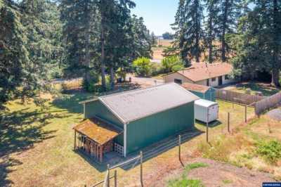 Home For Sale in Aumsville, Oregon