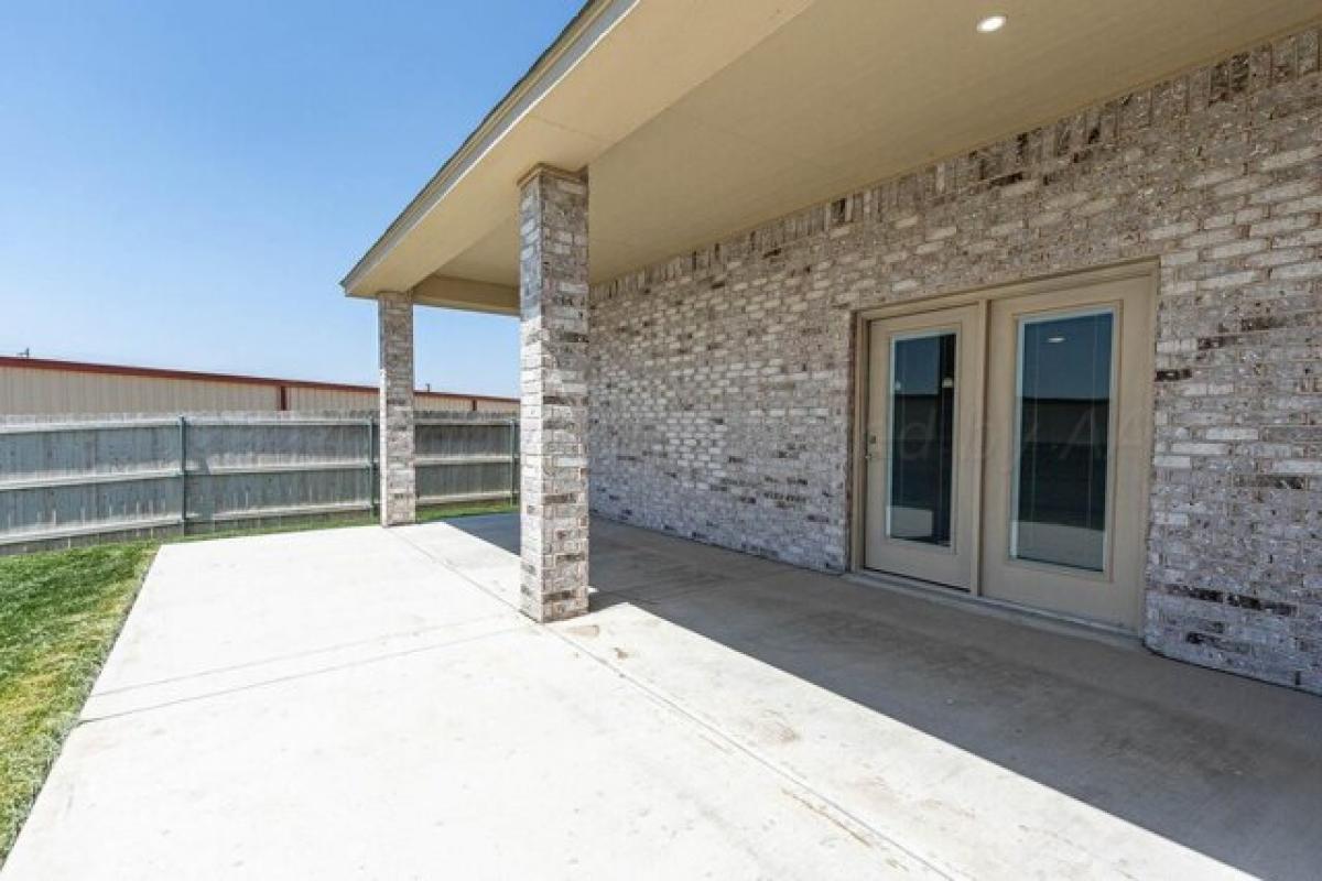 Picture of Home For Sale in Canyon, Texas, United States