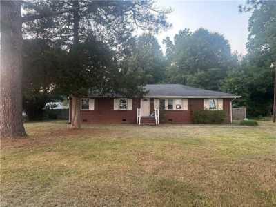 Home For Sale in Courtland, Virginia