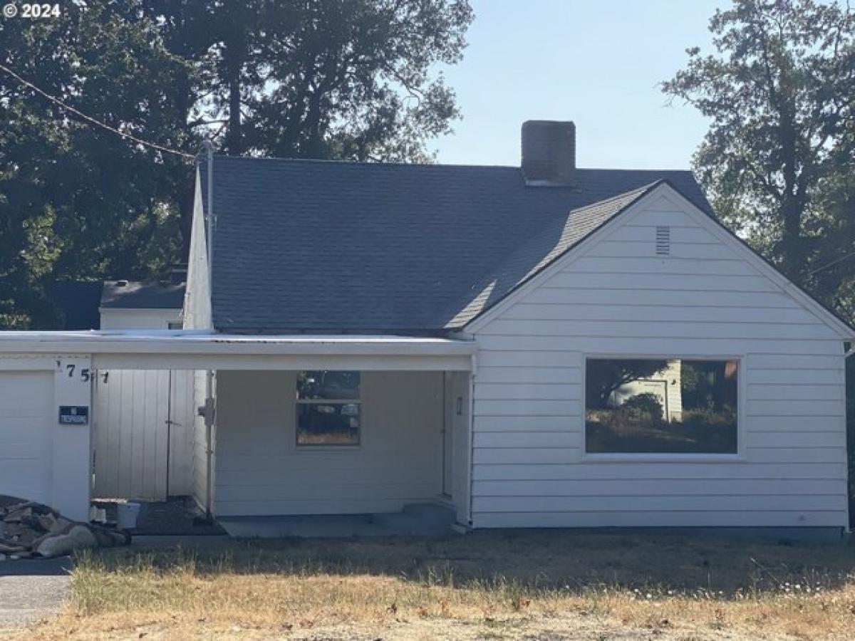 Picture of Home For Sale in Saint Helens, Oregon, United States