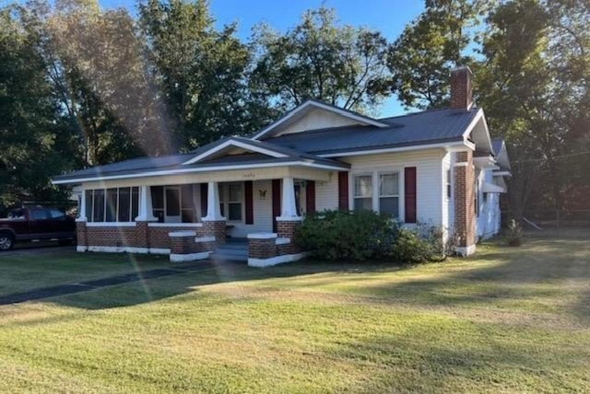 Picture of Home For Sale in Coffeeville, Mississippi, United States