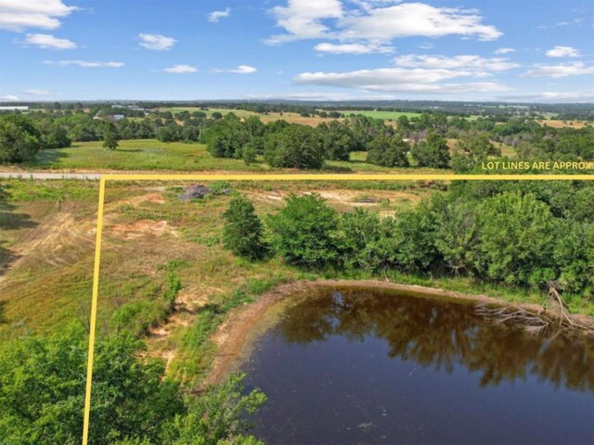 Picture of Residential Land For Sale in Poolville, Texas, United States