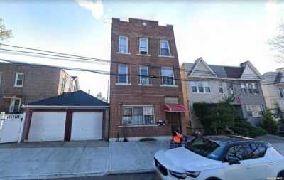 Home For Sale in Maspeth, New York