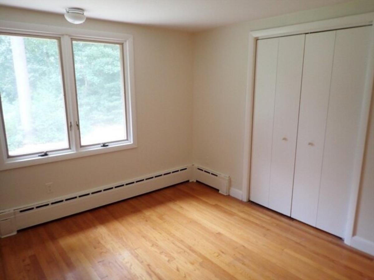 Picture of Home For Rent in Weston, Massachusetts, United States