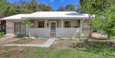 Home For Sale in Mims, Florida