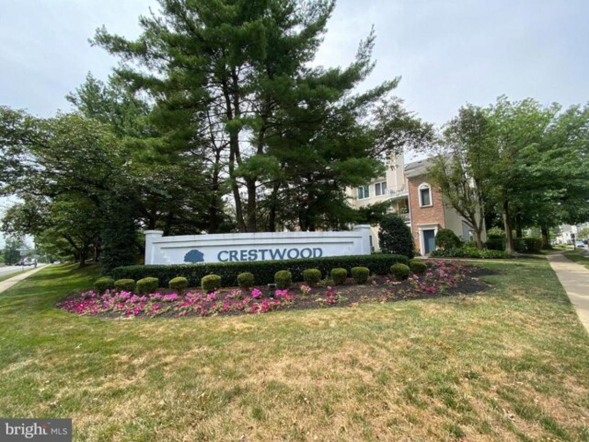 Picture of Home For Sale in Levittown, Pennsylvania, United States