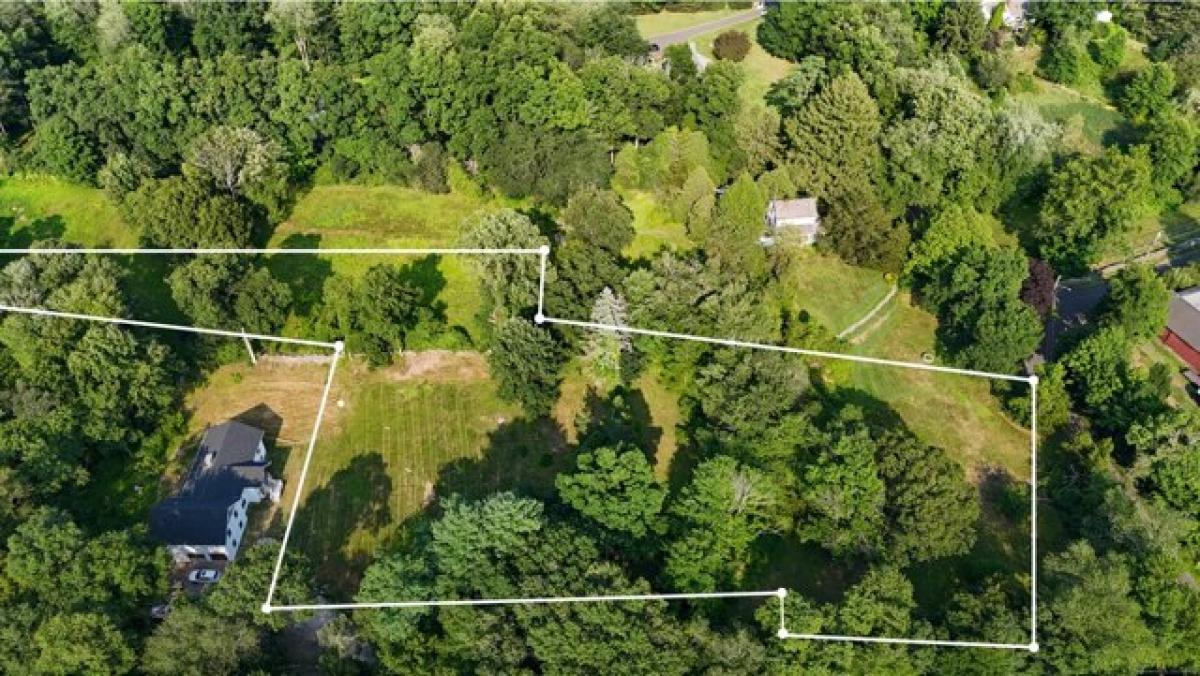 Picture of Residential Land For Sale in Fairfield, Connecticut, United States