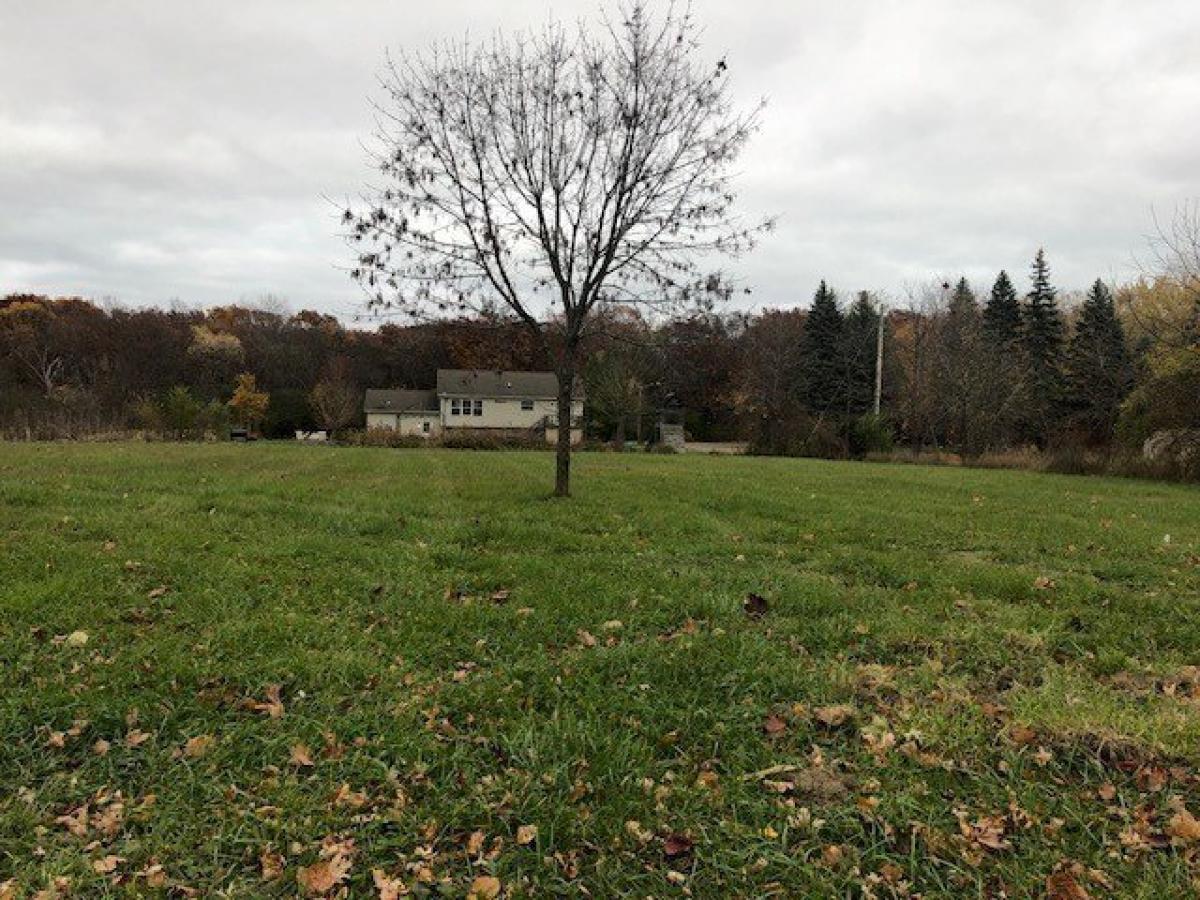 Picture of Home For Sale in Zion, Illinois, United States