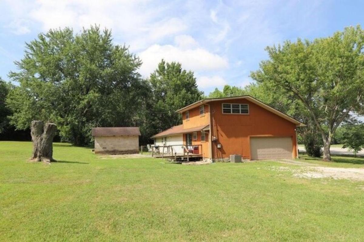 Picture of Home For Sale in West Fork, Arkansas, United States