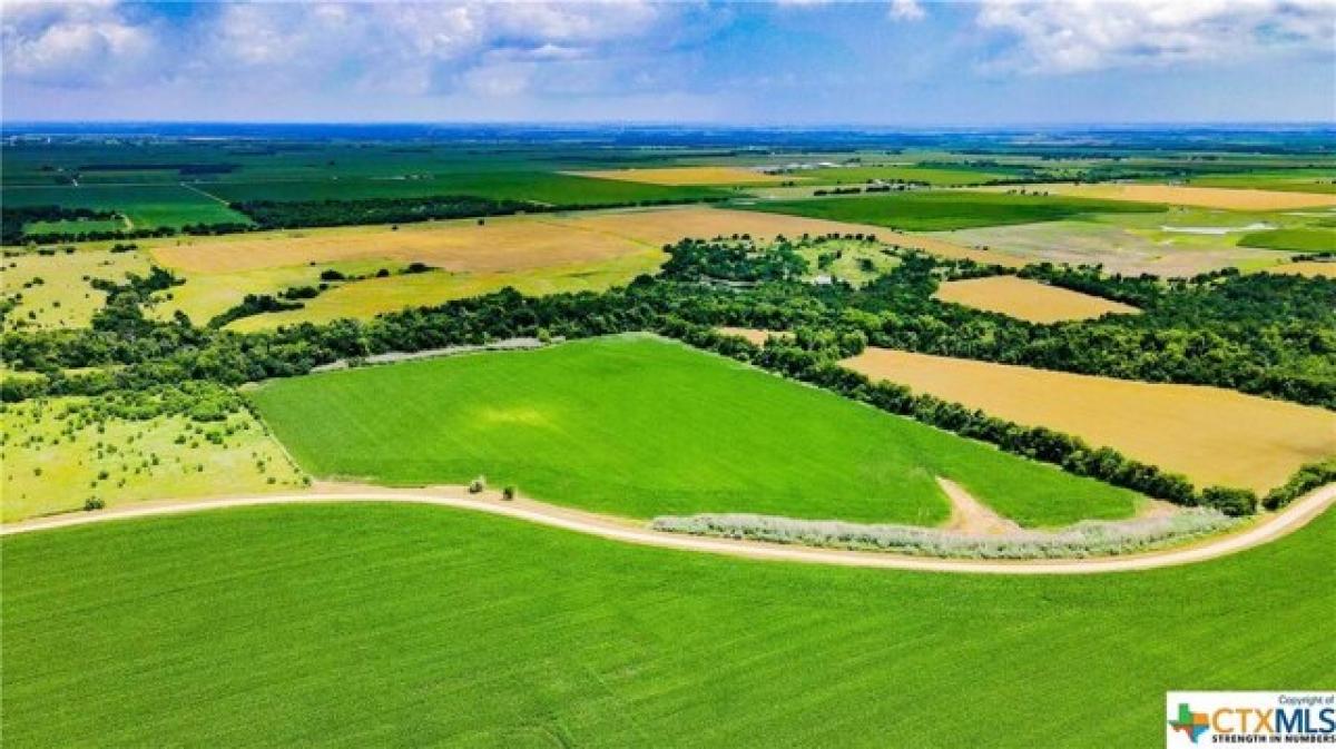 Picture of Residential Land For Sale in Holland, Texas, United States