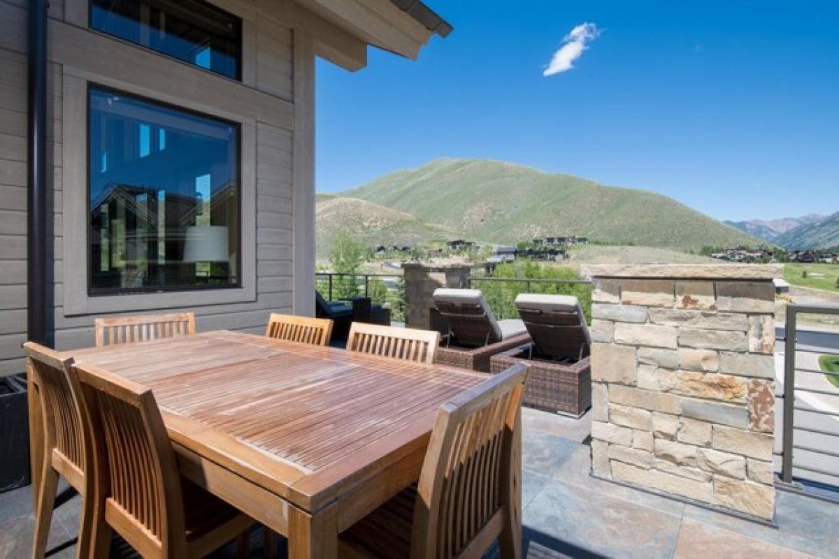 Picture of Home For Sale in Sun Valley, Idaho, United States