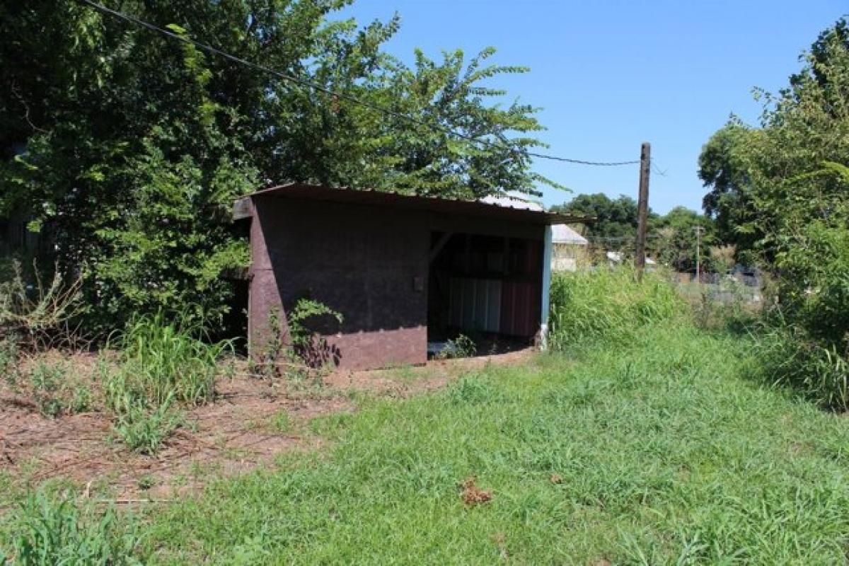 Picture of Home For Sale in Ryan, Oklahoma, United States