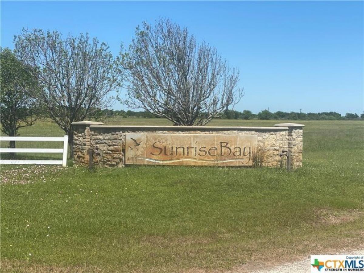 Picture of Residential Land For Sale in Port Lavaca, Texas, United States