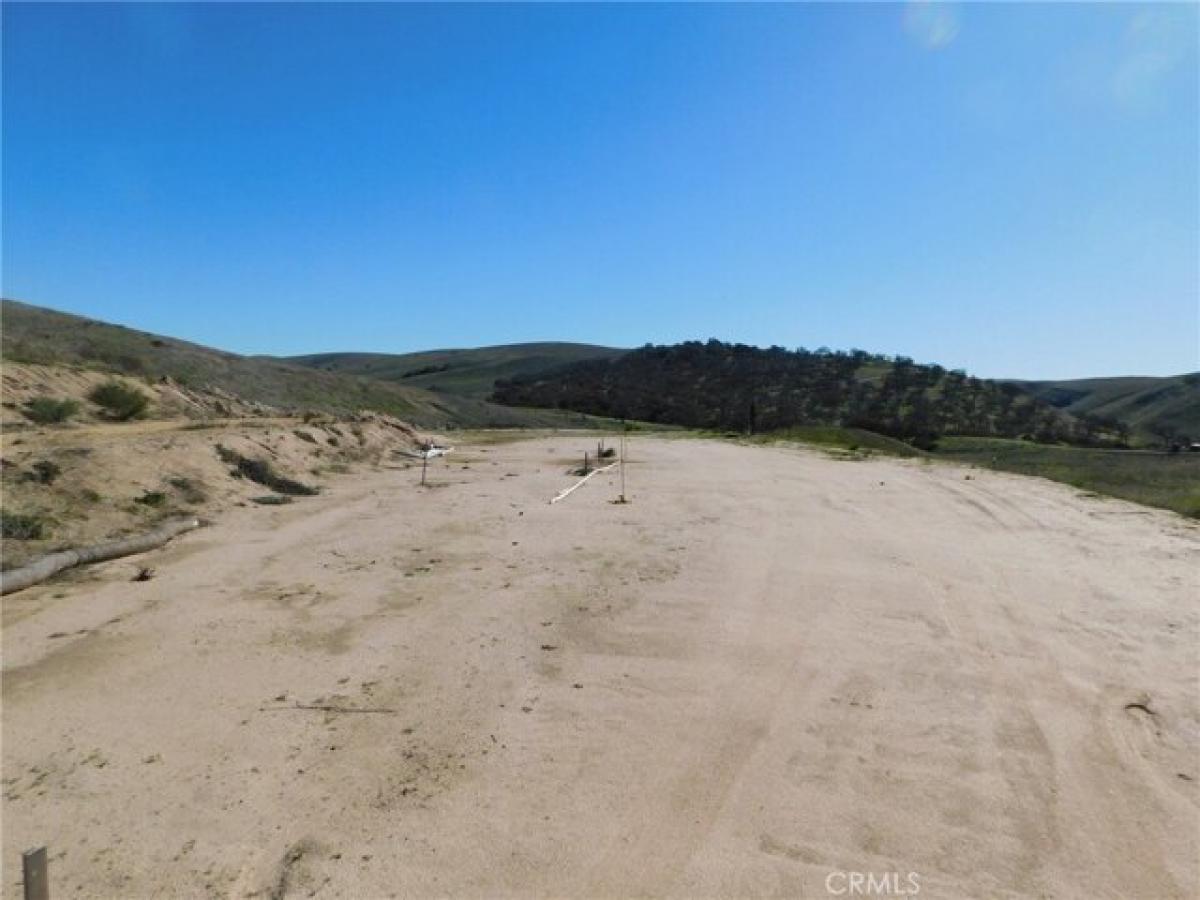 Picture of Residential Land For Sale in Creston, California, United States