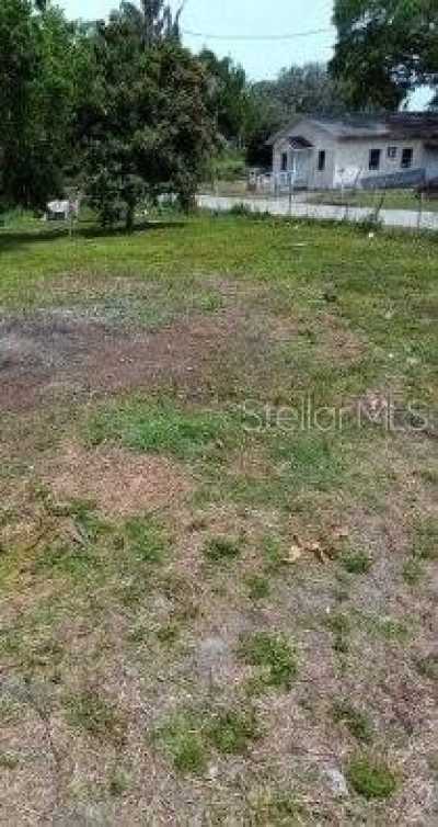 Residential Land For Sale in Dade City, Florida