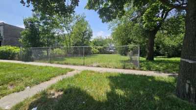 Residential Land For Rent in Chicago, Illinois