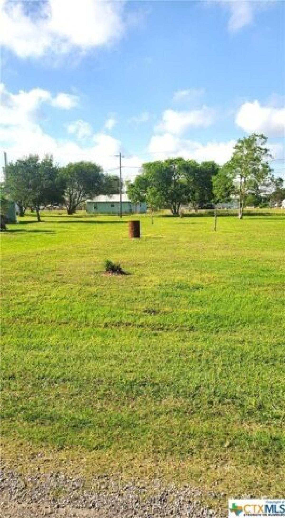 Picture of Residential Land For Sale in Seadrift, Texas, United States