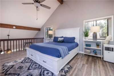 Home For Sale in Sugarloaf, California