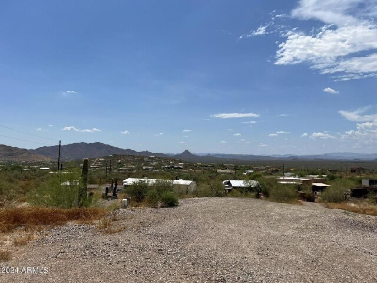 Picture of Residential Land For Sale in New River, Arizona, United States