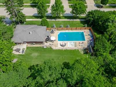 Home For Sale in Westmont, Illinois