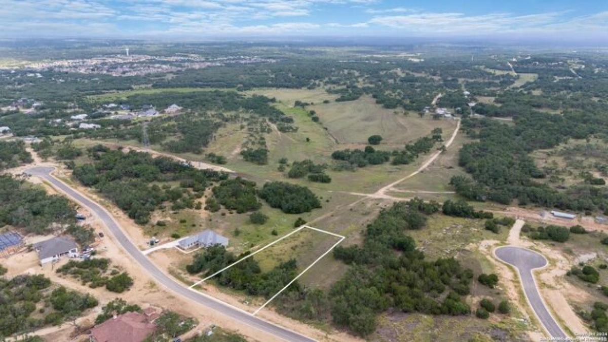 Picture of Residential Land For Sale in Bulverde, Texas, United States