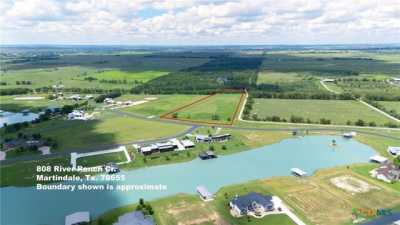 Residential Land For Sale in Martindale, Texas