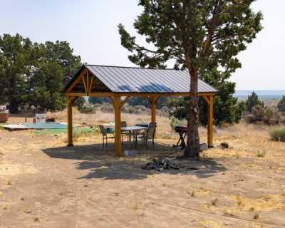 Home For Sale in Silver Lake, Oregon