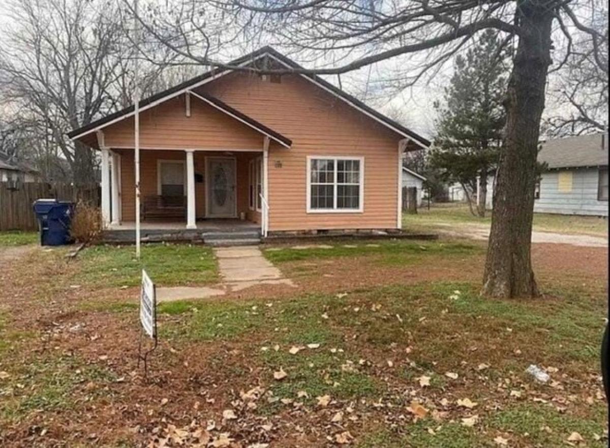 Picture of Home For Sale in Lindsay, Oklahoma, United States