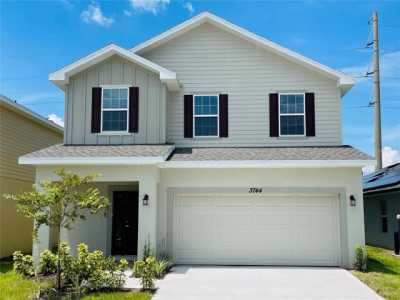 Home For Sale in Harmony, Florida