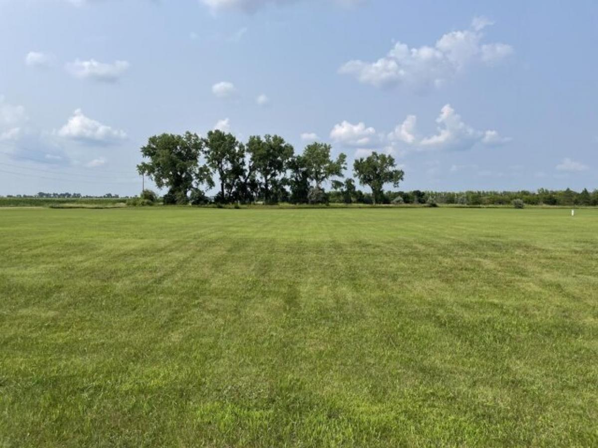 Picture of Residential Land For Sale in Mitchell, South Dakota, United States