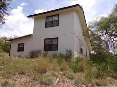 Home For Sale in Hondo, Texas