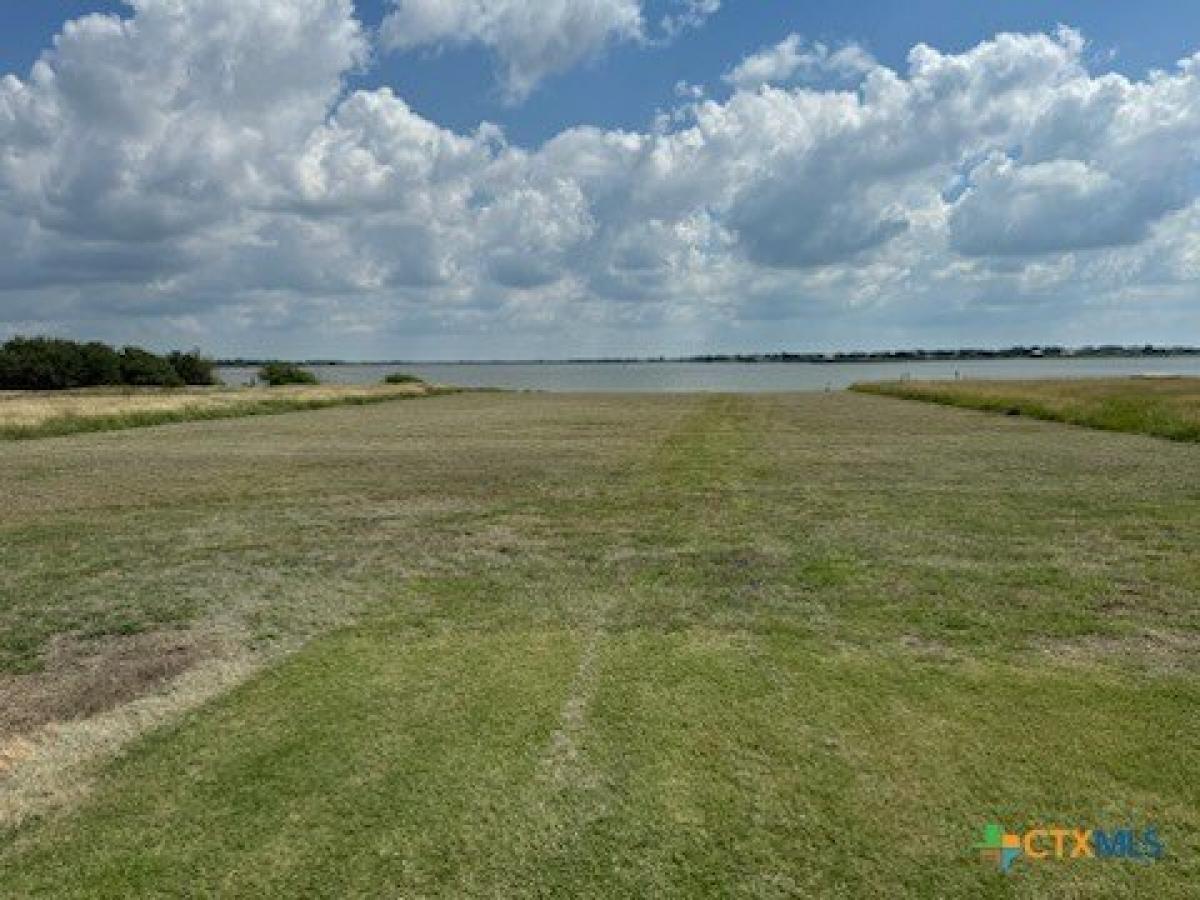 Picture of Residential Land For Sale in Port Lavaca, Texas, United States