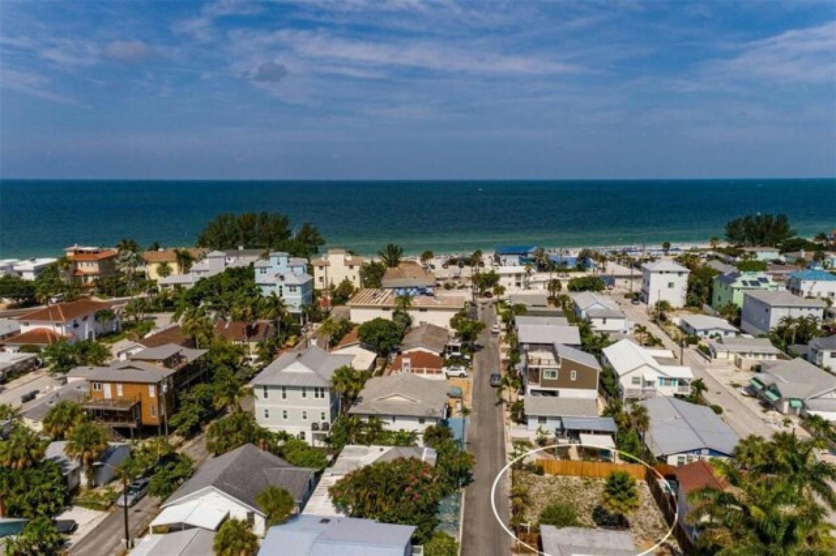 Picture of Residential Land For Sale in Treasure Island, Florida, United States