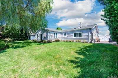 Home For Sale in Copiague, New York